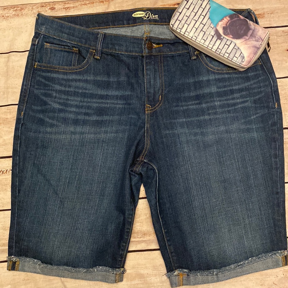 OLD NAVY THE DIVA! BLUE JEANS SHORTS 🩳 size 14